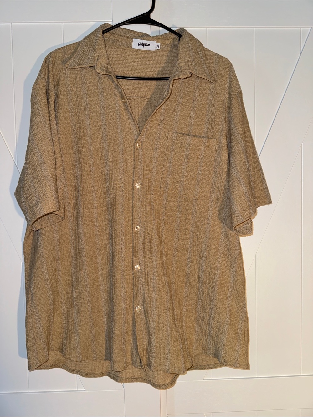 Vintage Vibes Men's Short Sleeve Shirt - Tan